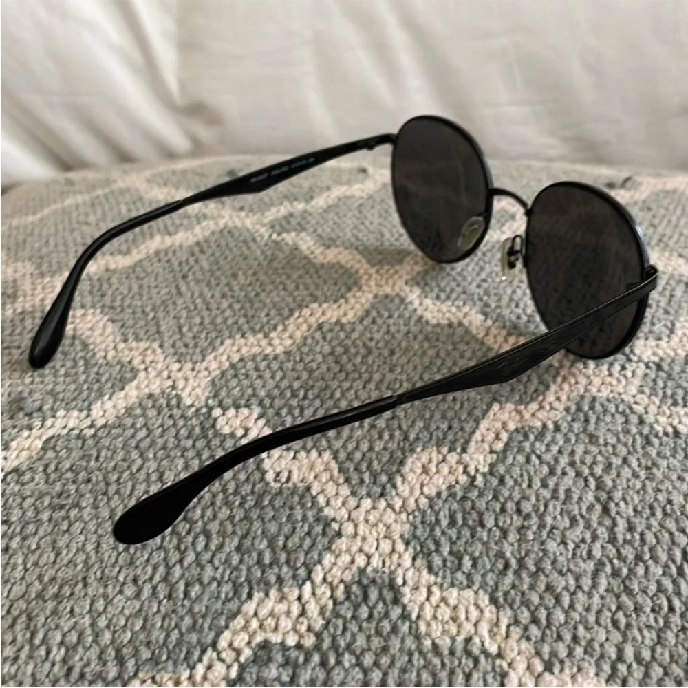 Ray-Ban Black Round Mirrored Sunglasses